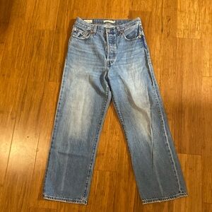 Levi's Ribcage Straight